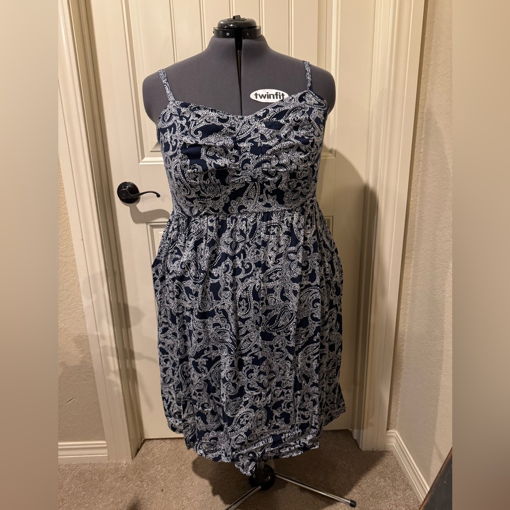 Torrid Navy & White Spaghetti Strap Midi Dress